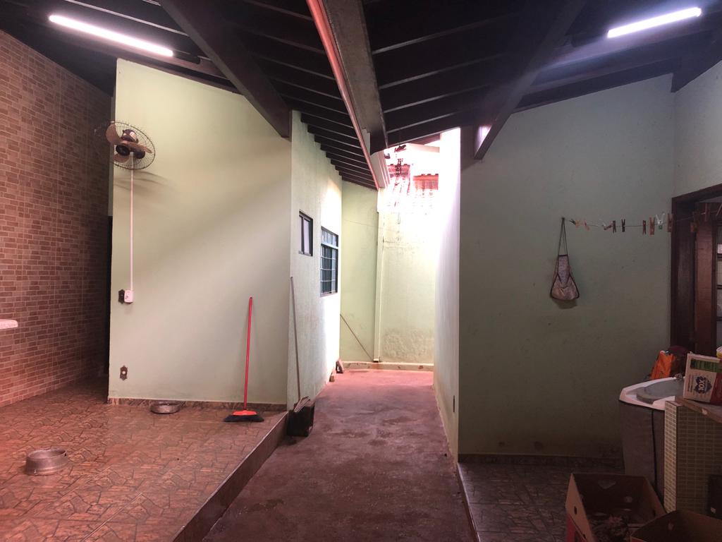 1c3b334b-9c84-4c36-bc50-508862d30345