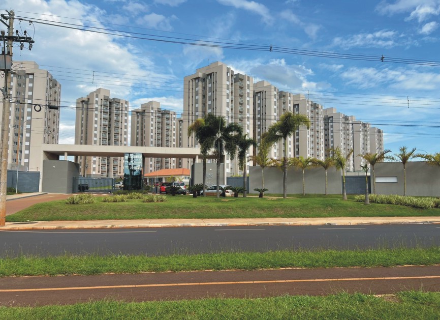 BLOCO 01 APTO 1002 PITANGUEIRAS.