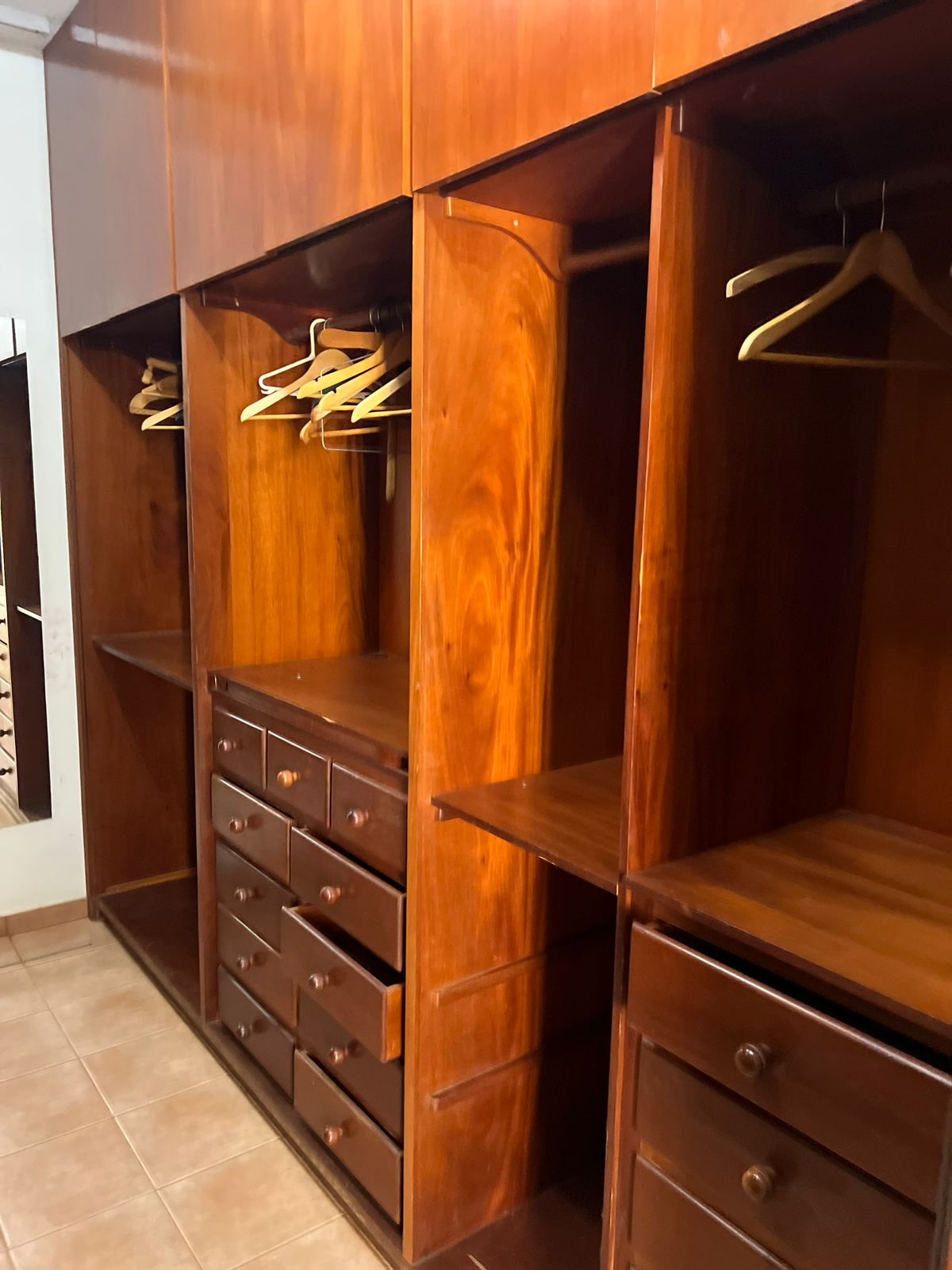 WhatsApp Image 2025-10-16 at 14.45.31 (1)