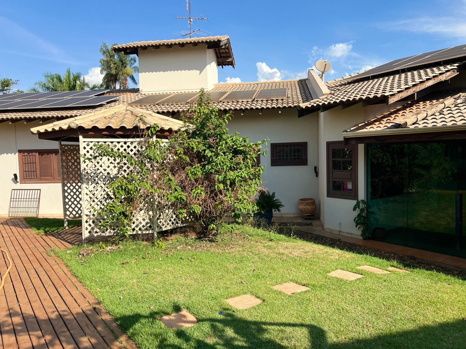 WhatsApp Image 2025-10-16 at 14.45.33 (2)