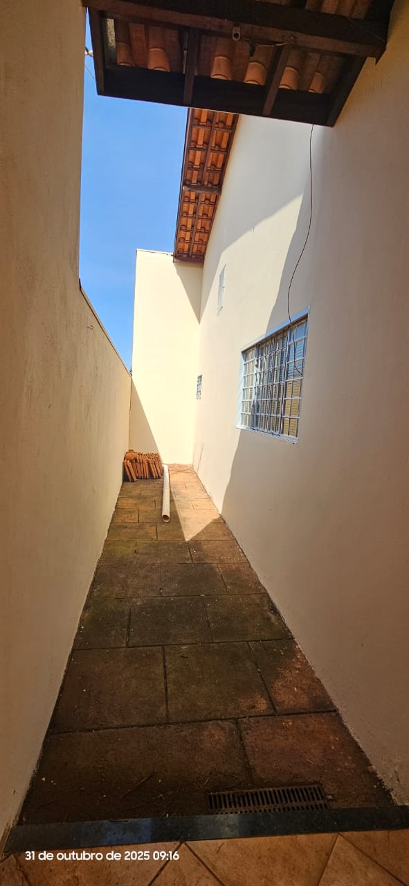 WhatsApp Image 2025-10-31 at 09.18.53 (2) - Copia