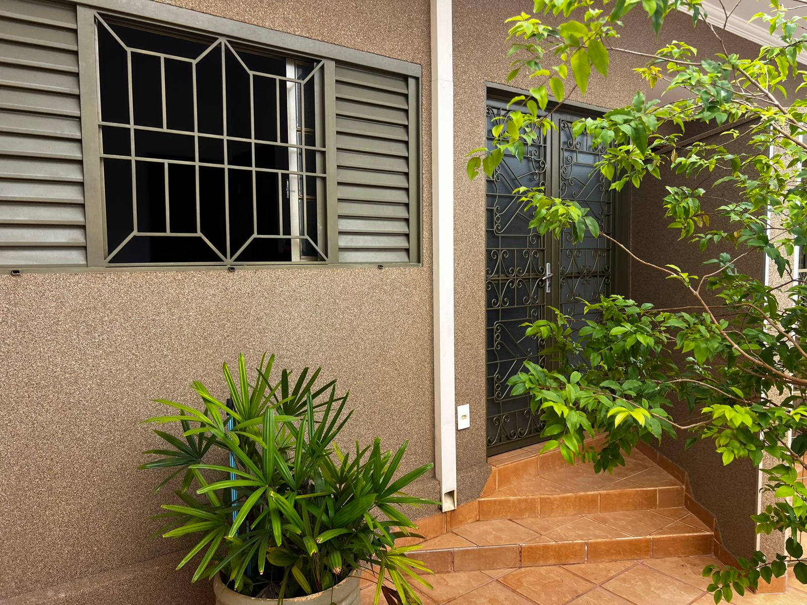 WhatsApp Image 2025-11-14 at 08.27.25 (1)