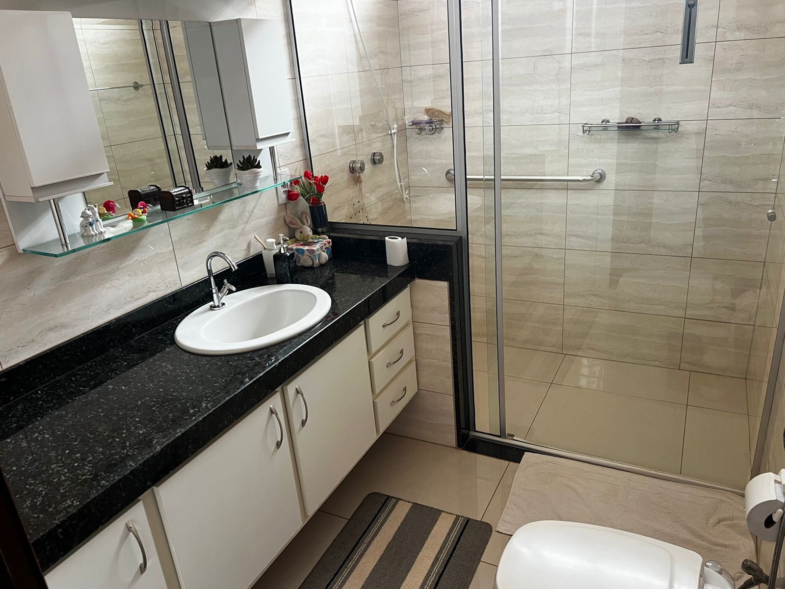 WhatsApp Image 2025-11-14 at 08.27.32