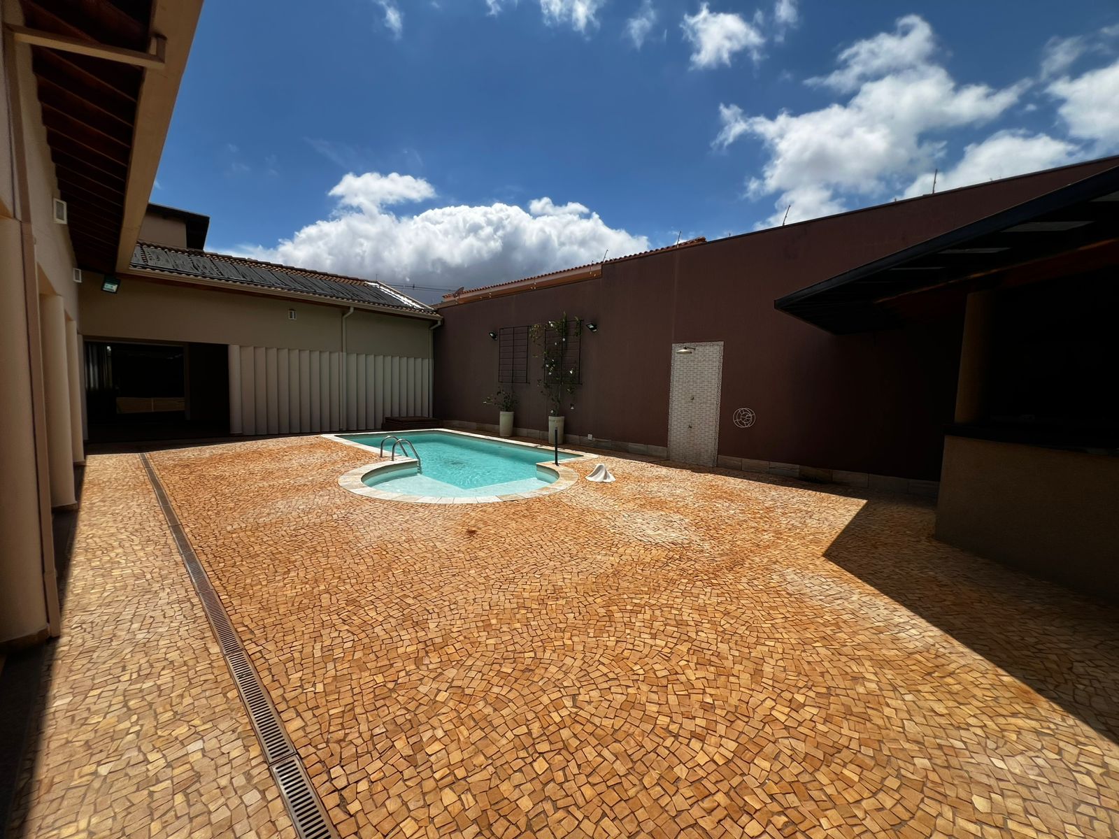 WhatsApp Image 2025-11-18 at 11.27.17 (4)