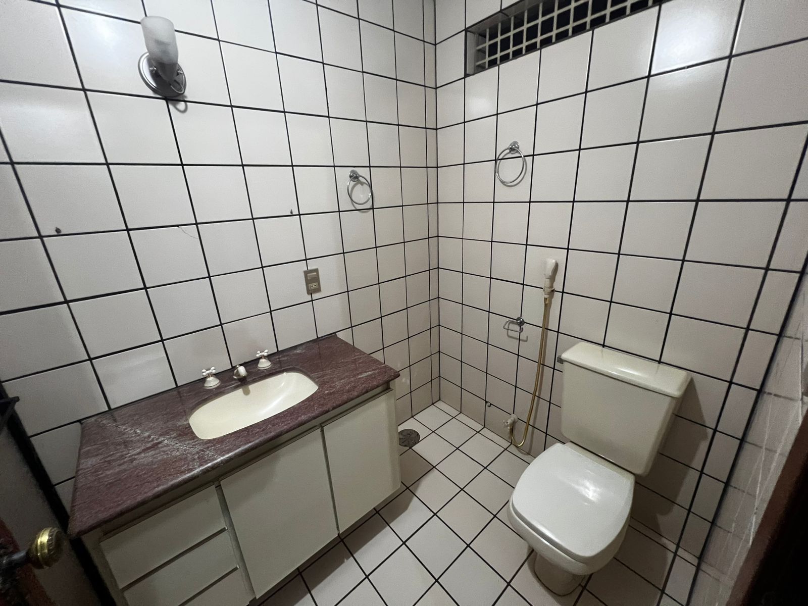 WhatsApp Image 2025-11-18 at 17.01.43 (1)