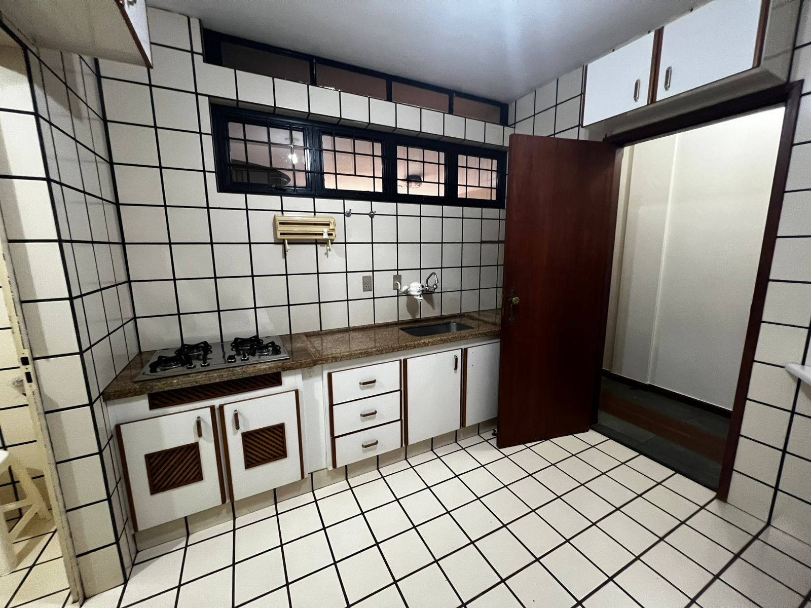 WhatsApp Image 2025-11-18 at 17.01.44