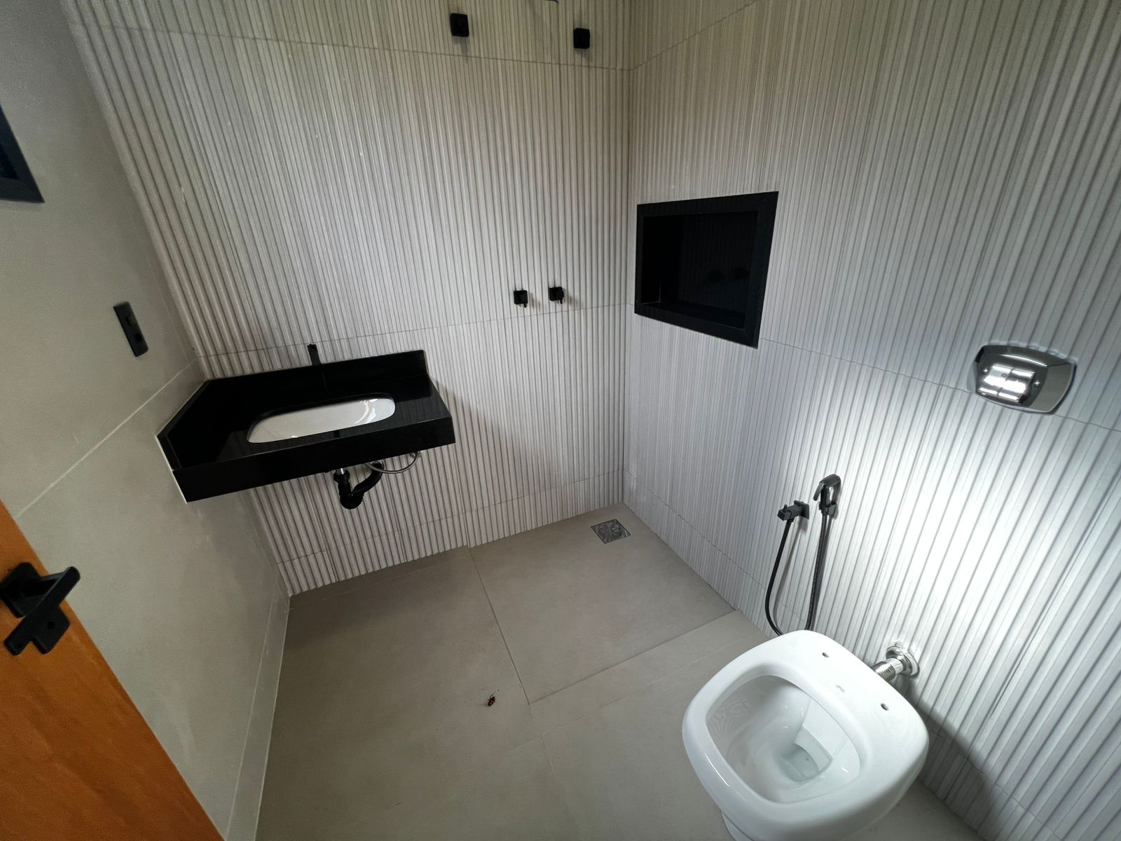 WhatsApp Image 2025-12-04 at 16.18.08 (1)