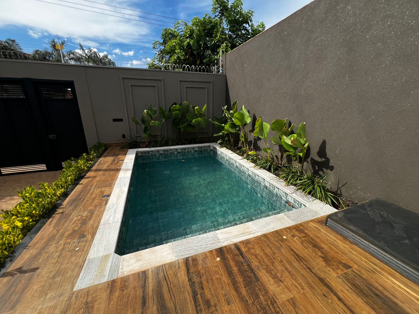 WhatsApp Image 2025-12-04 at 16.18.08