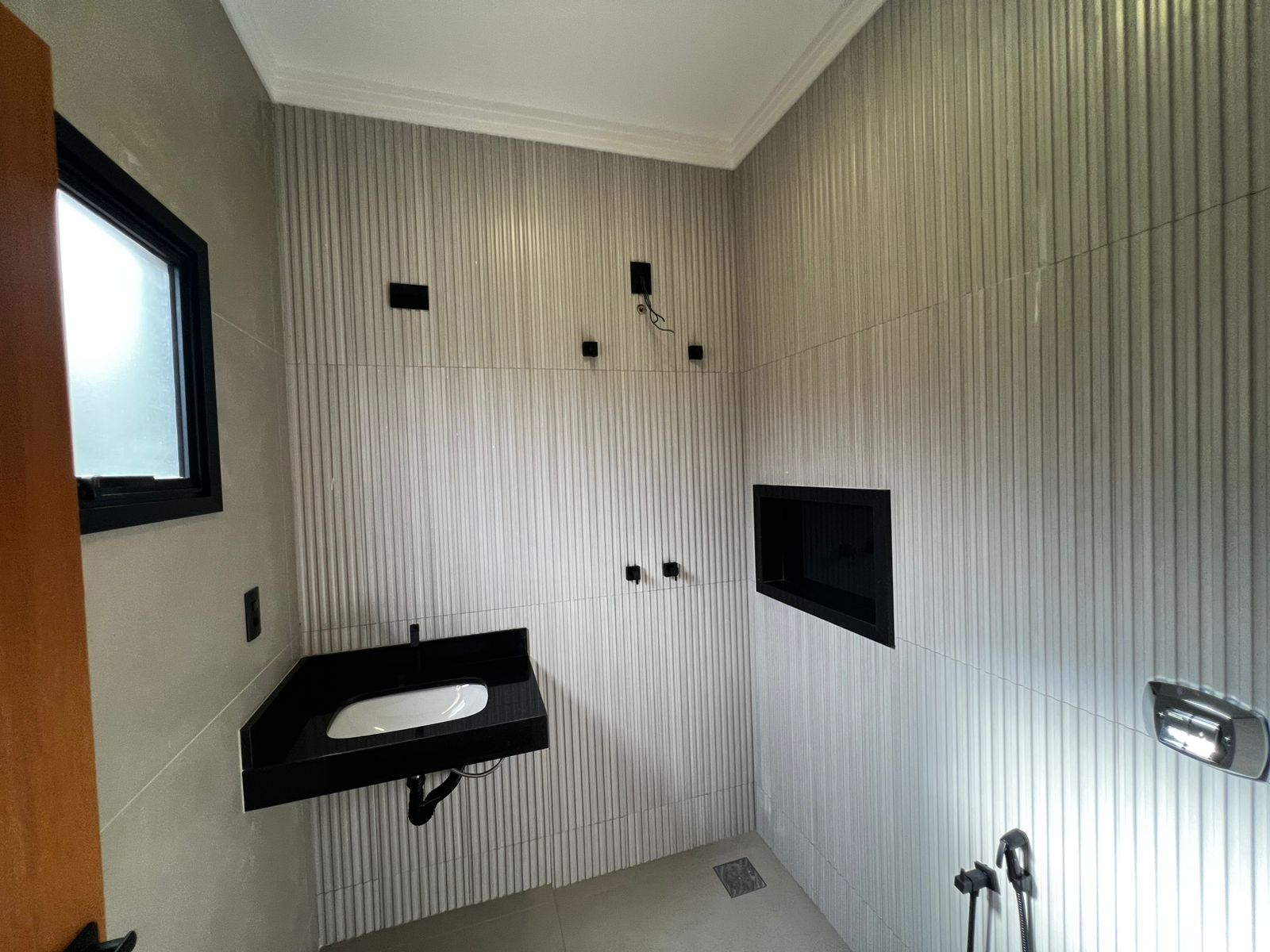 WhatsApp Image 2025-12-04 at 16.18.10