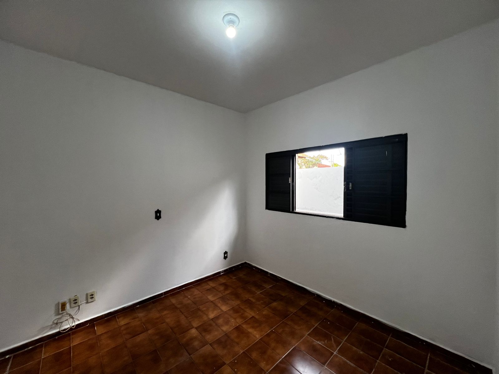 WhatsApp Image 2025-12-08 at 13.42.44 (1)