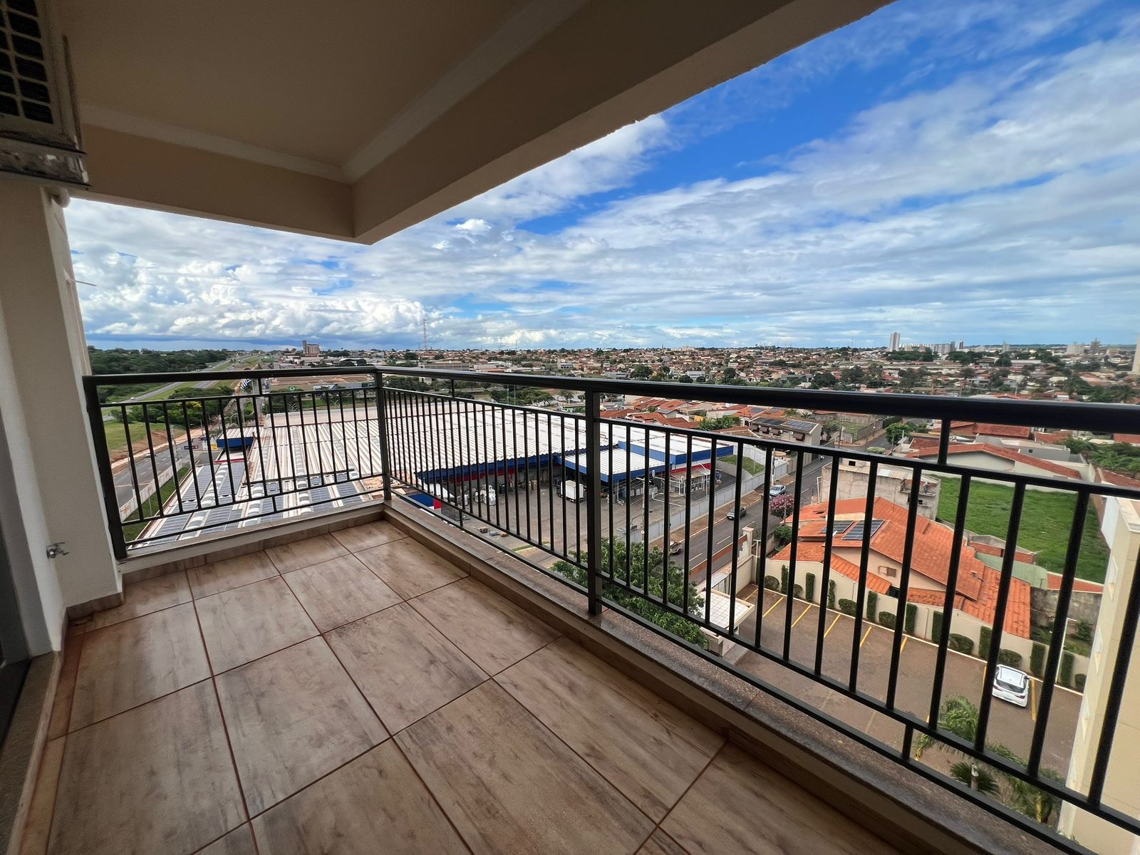 WhatsApp Image 2025-12-22 at 17.16.27