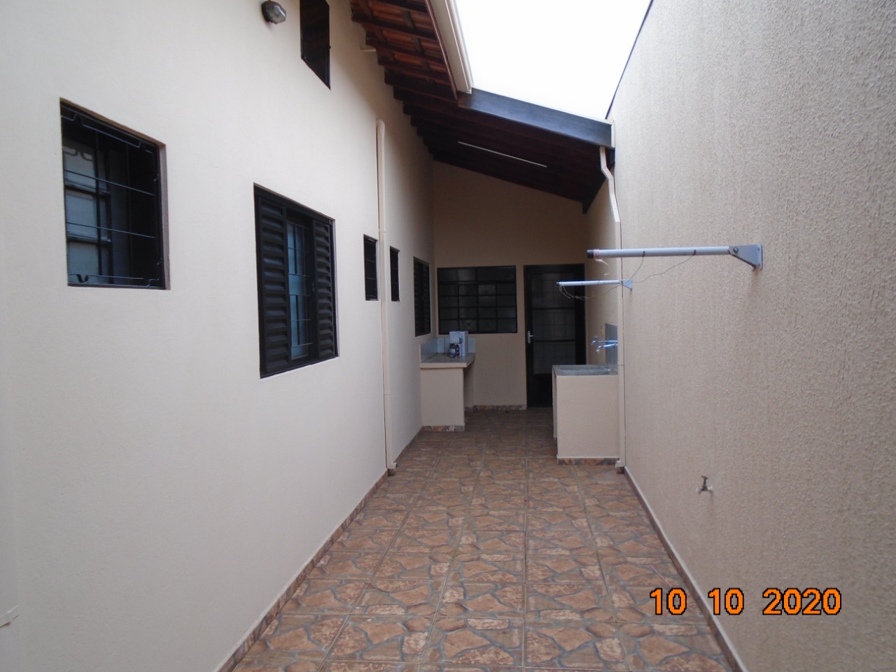 ce15dc5c-0eb2-4c1b-8d25-4fc1f6cf2ae1